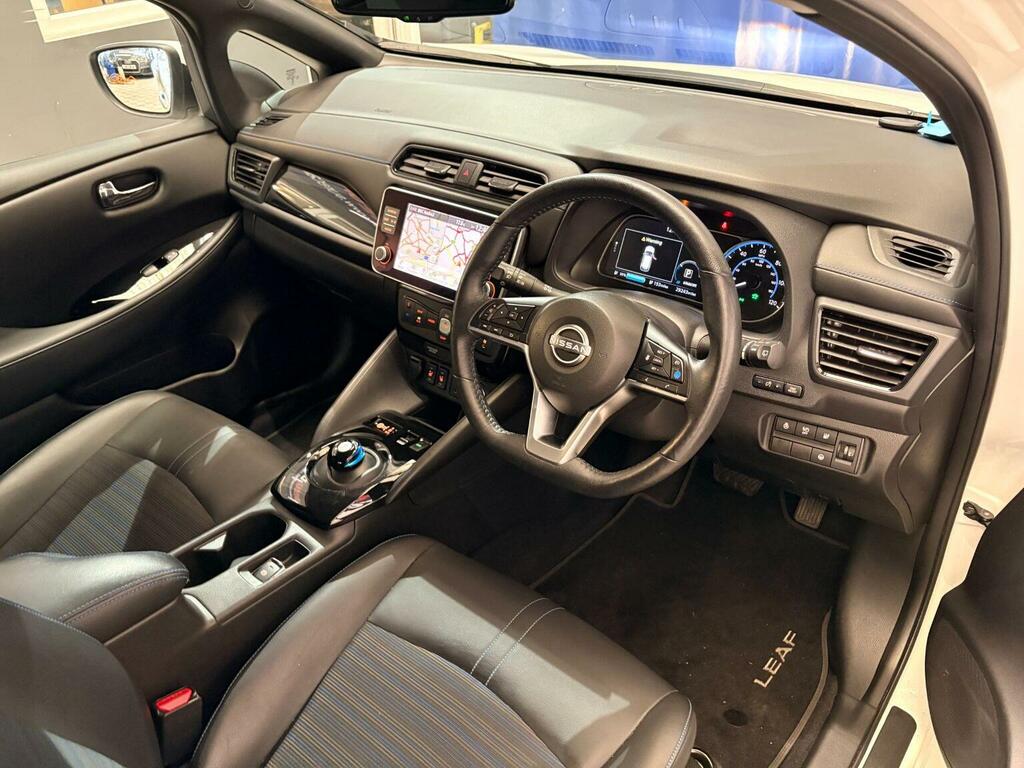 Nissan Leaf 110Kw Tekna 39Kwh Hatchback Black #26