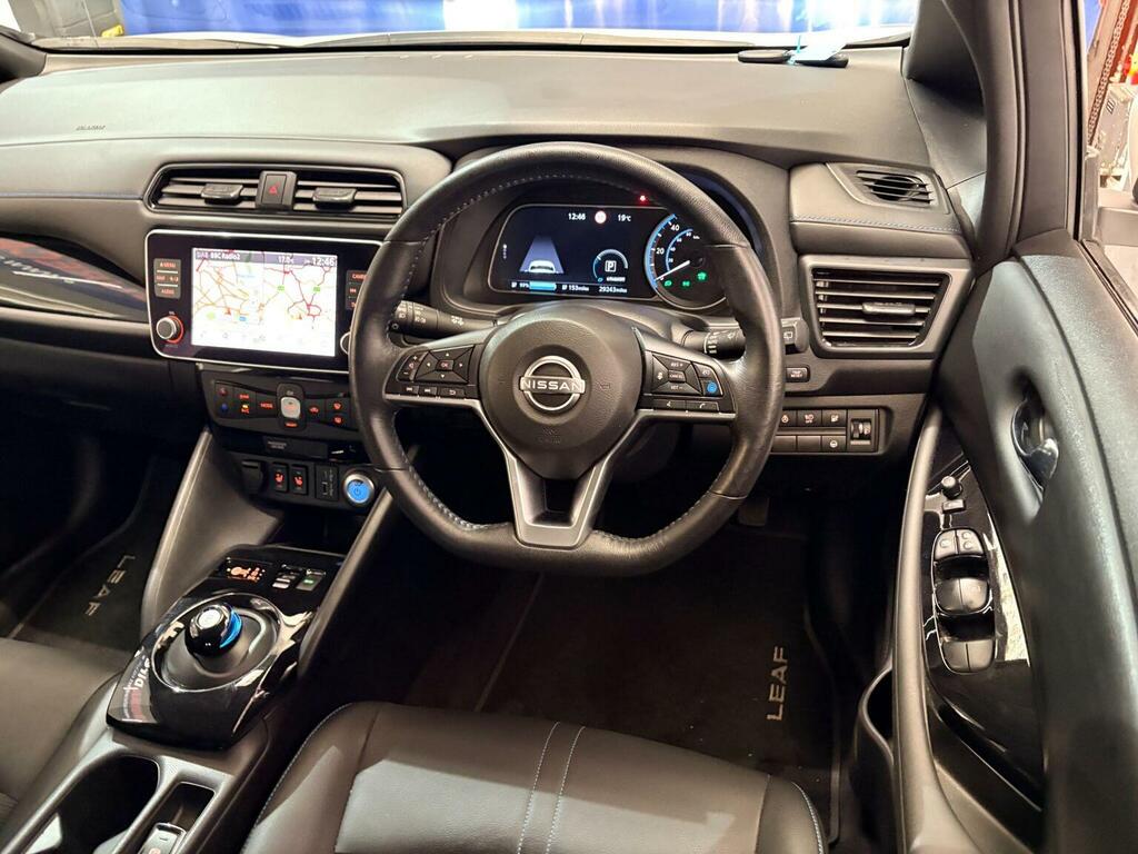 Nissan Leaf Hatchback 39Kwh Shiro 202474 White #4