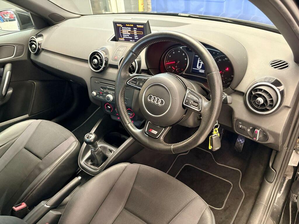 Audi A1 1.0 Tfsi 30 Technik Sportback Black #21