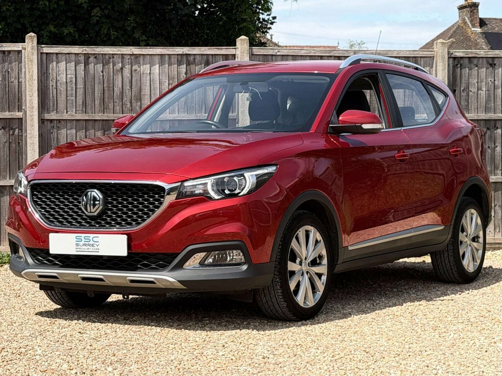MG ZS 1.5L Excite Red #2