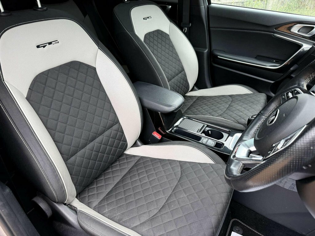 Kia Proceed Silver #31