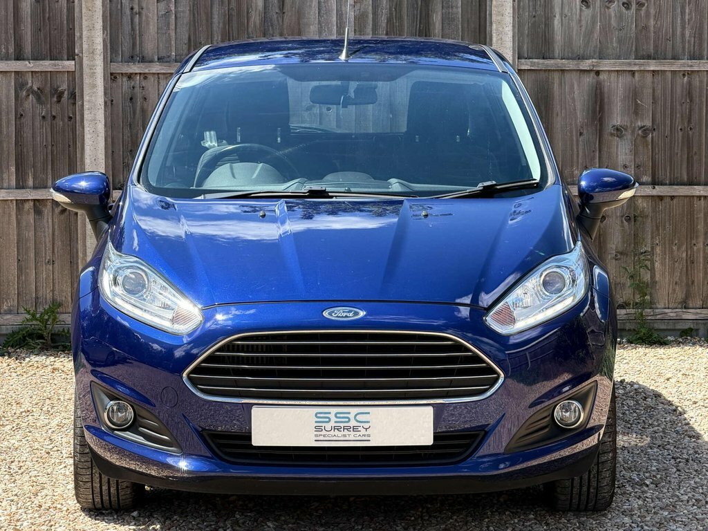 Ford Fiesta Black #10