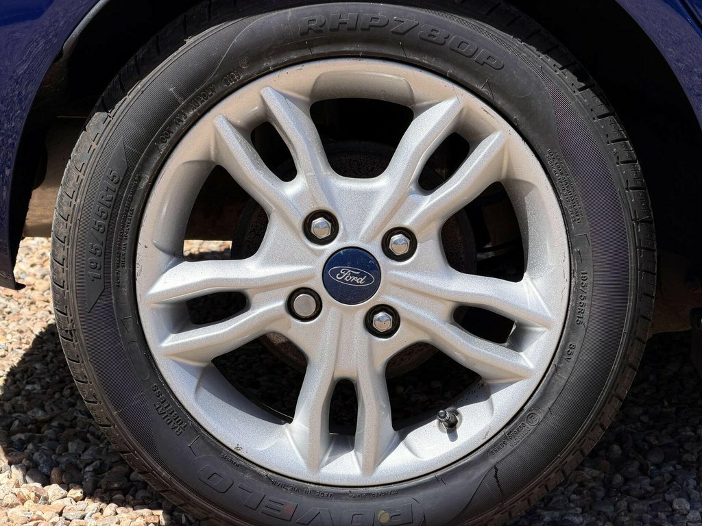 Ford Fiesta Black #25