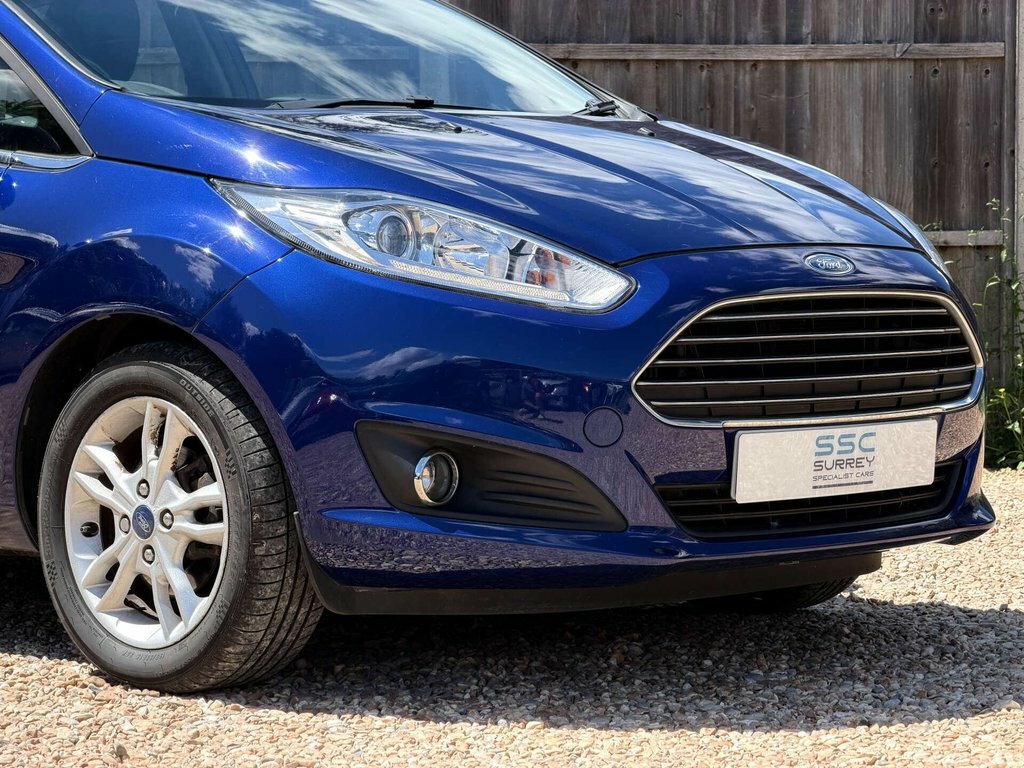 Ford Fiesta Black #13