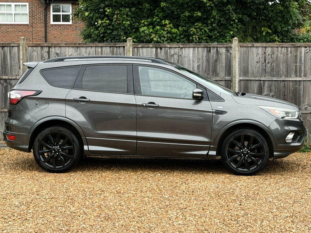 Ford Kuga Suv White #13