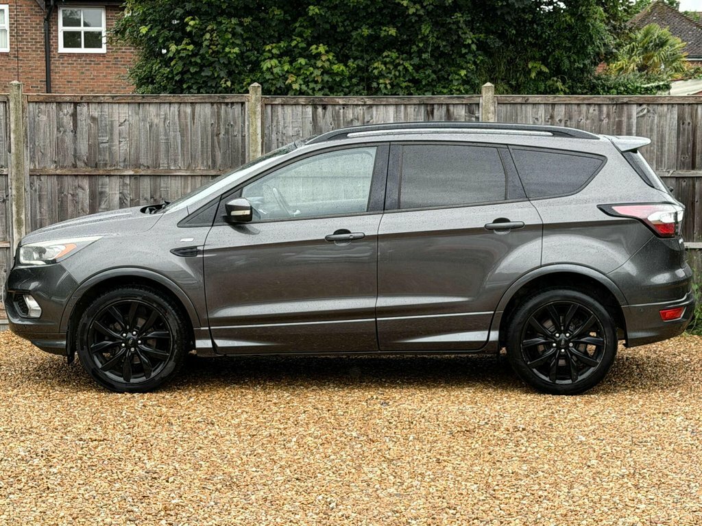 Ford Kuga Suv White #14