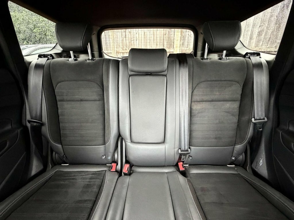 Ford Kuga Suv White #36