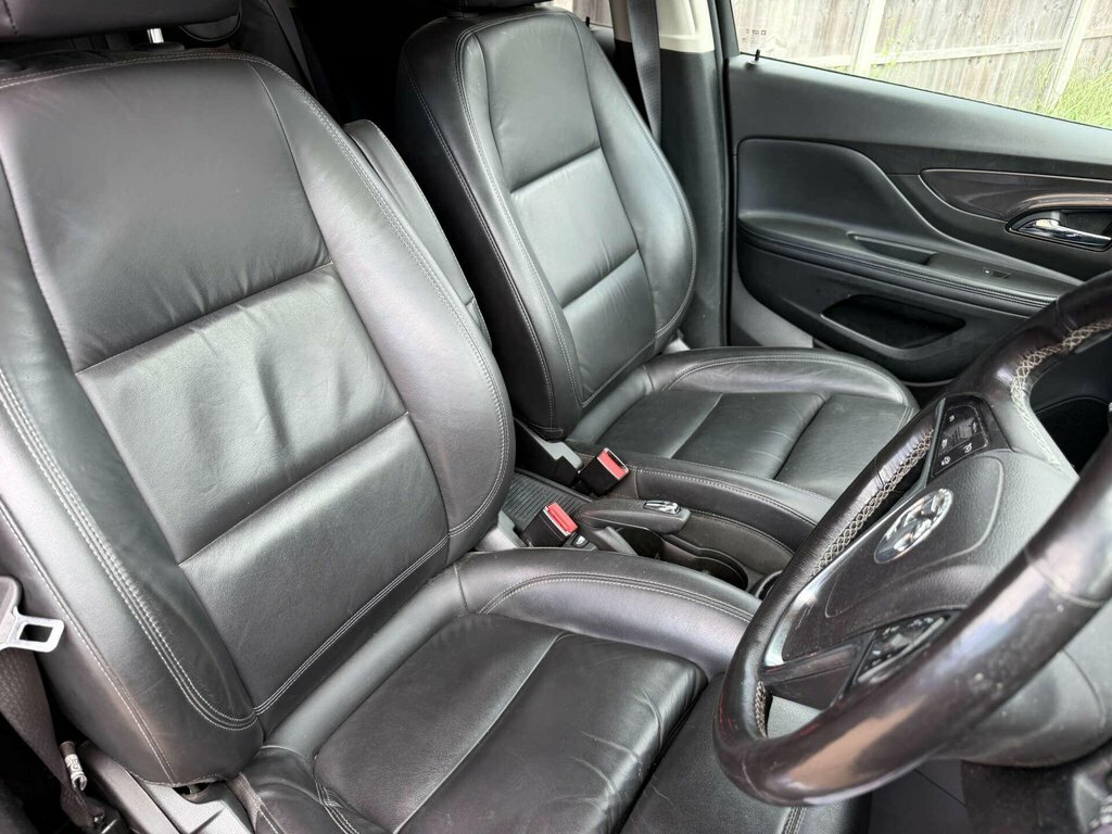 Vauxhall Mokka X X White #30