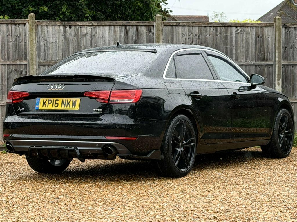 Audi A4 2L Sport Black #4