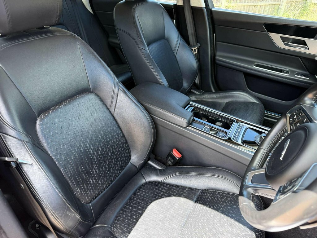 Jaguar XF Grey #30
