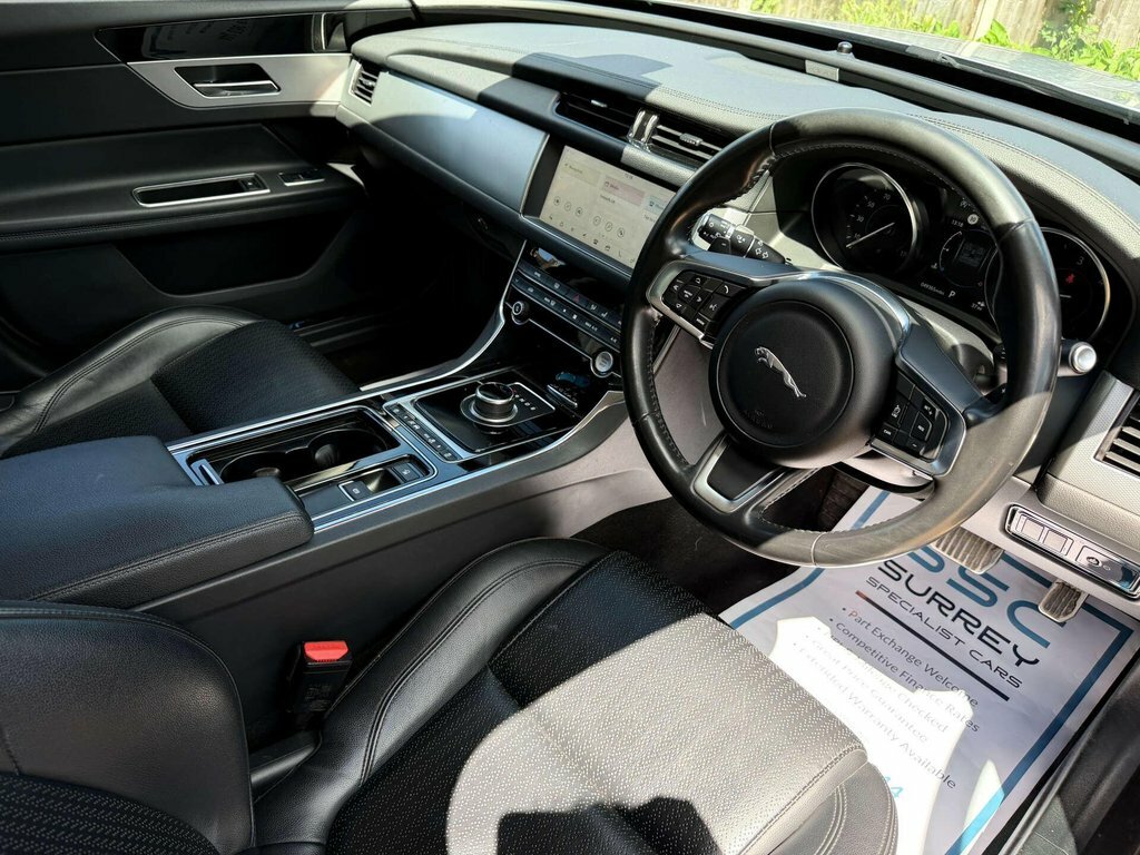 Jaguar XF 2L Prestige Silver #5