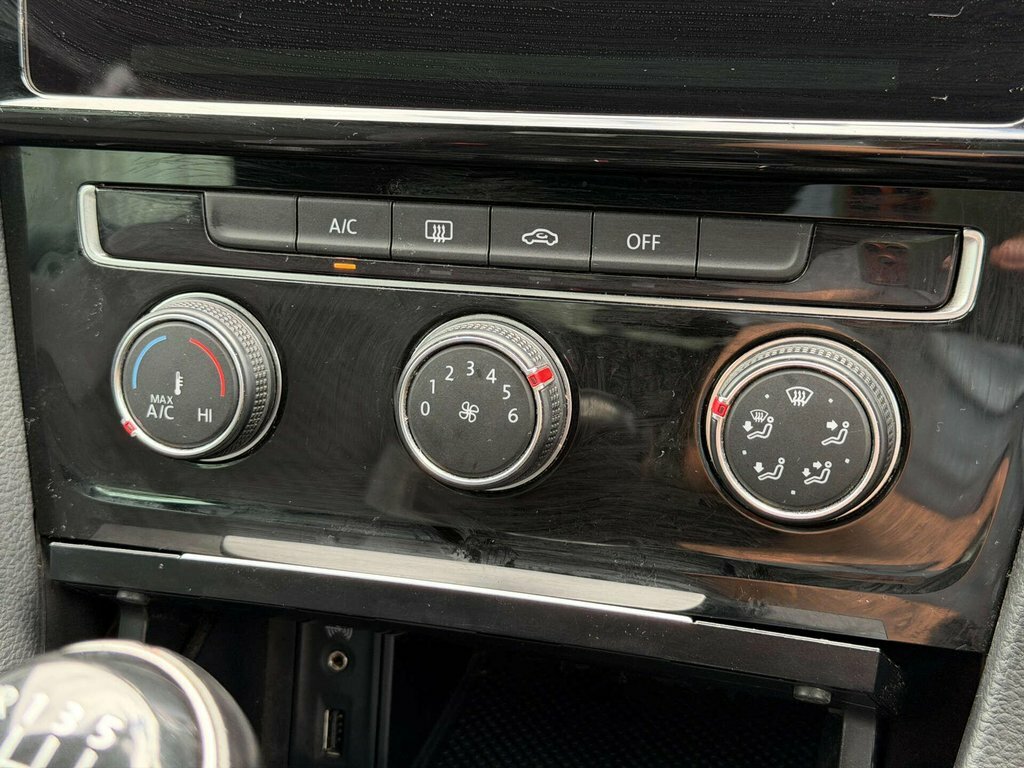 Volkswagen Golf Black #60