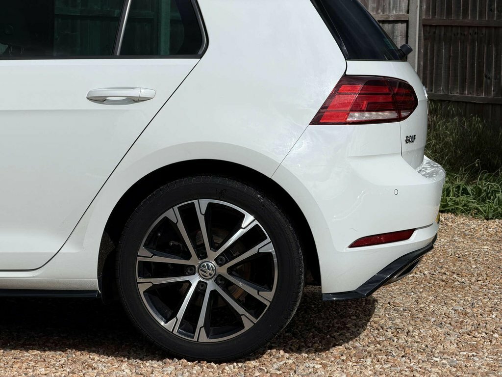 Volkswagen Golf Black #20