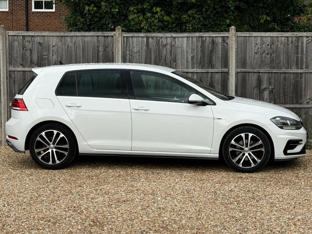 Volkswagen Golf Black #14