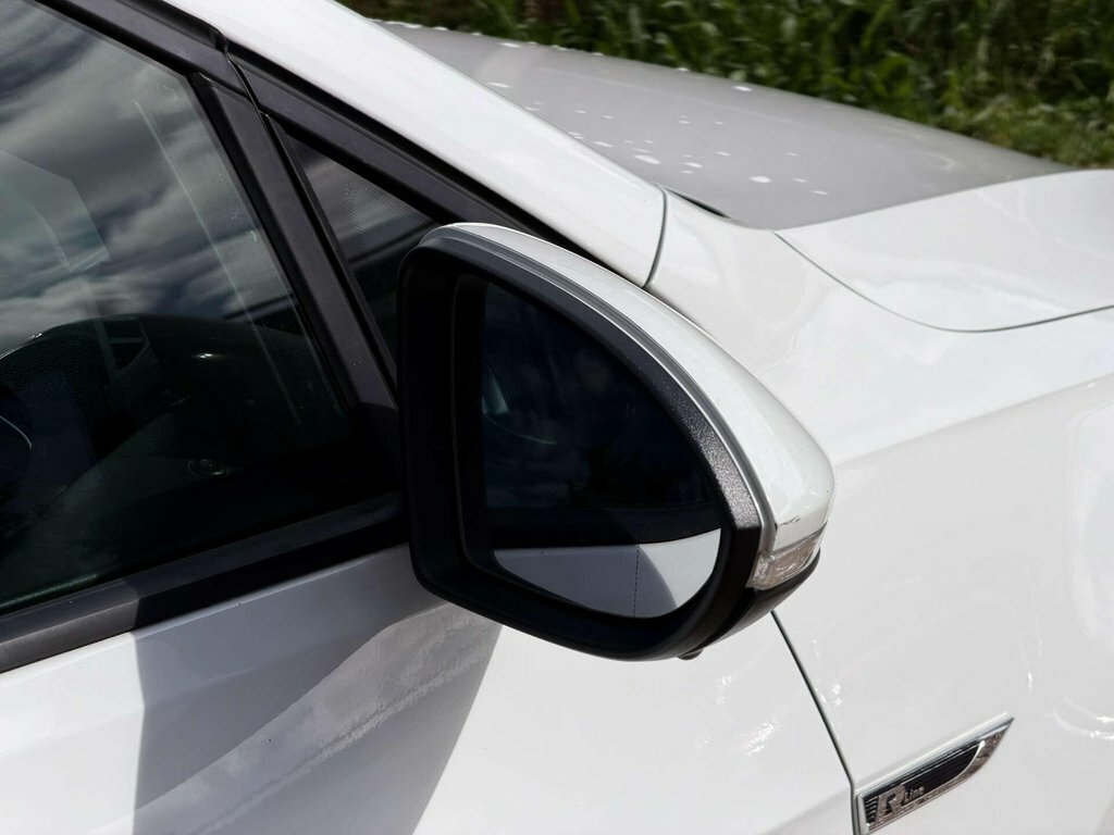 Volkswagen Golf Black #18