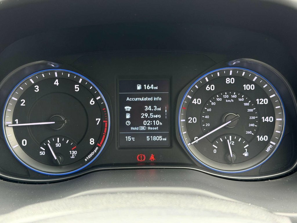 Hyundai Kona Hatchback Red #60