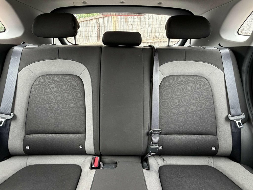 Hyundai Kona Hatchback Red #36