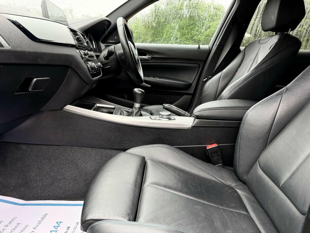 BMW 1 Series 1.5L M Sport Shadow Edition Black #6