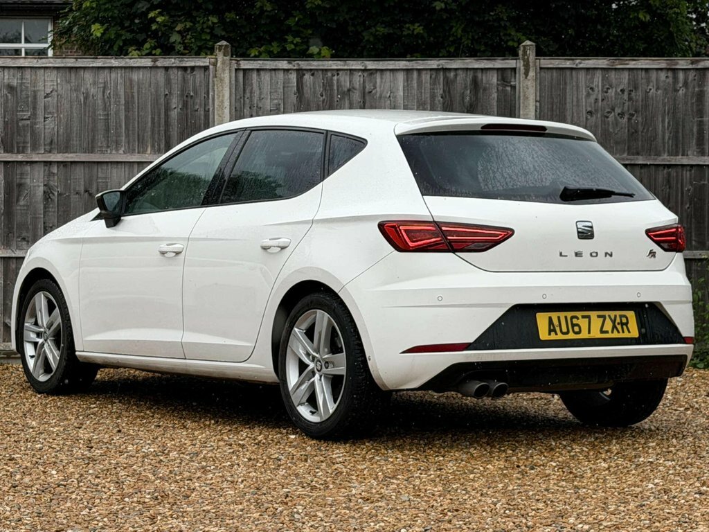 Seat Leon 1.4L Fr Technology White #4