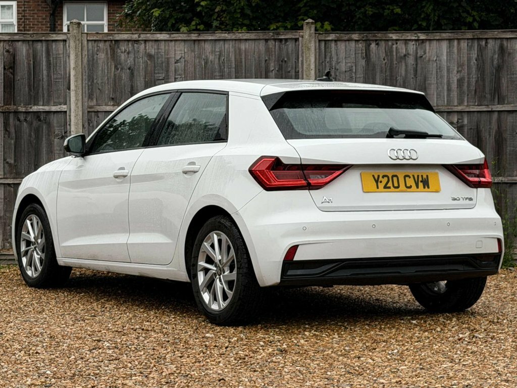 Audi A1 1L Sport White #4
