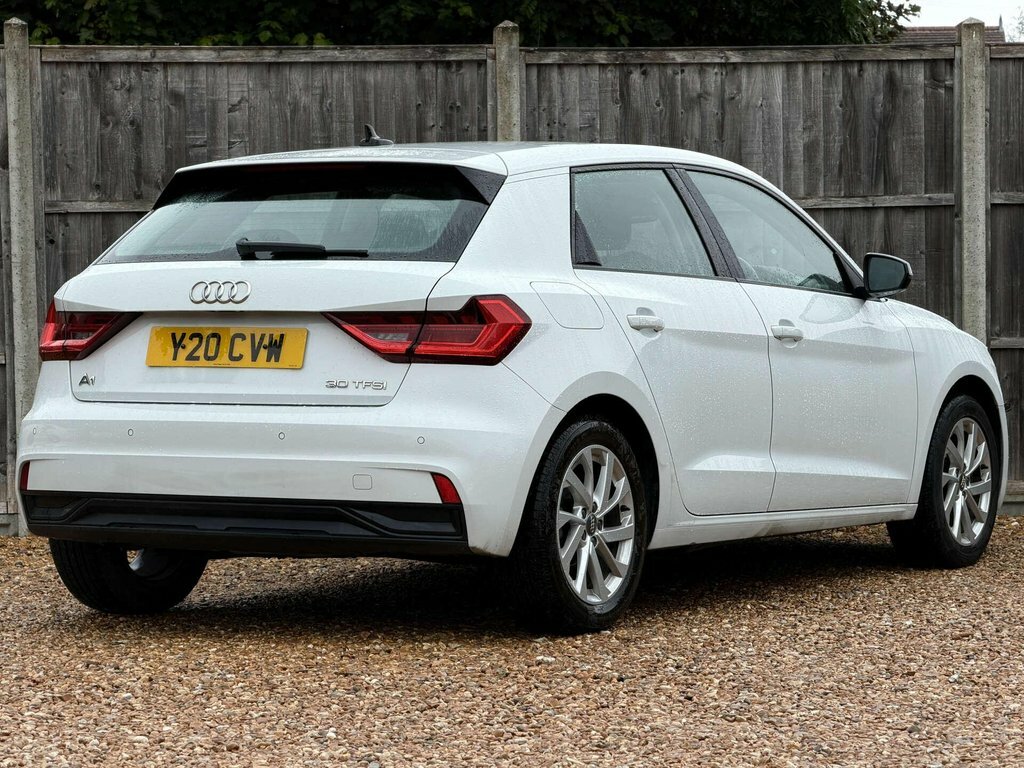 Audi A1 1L Sport White #3
