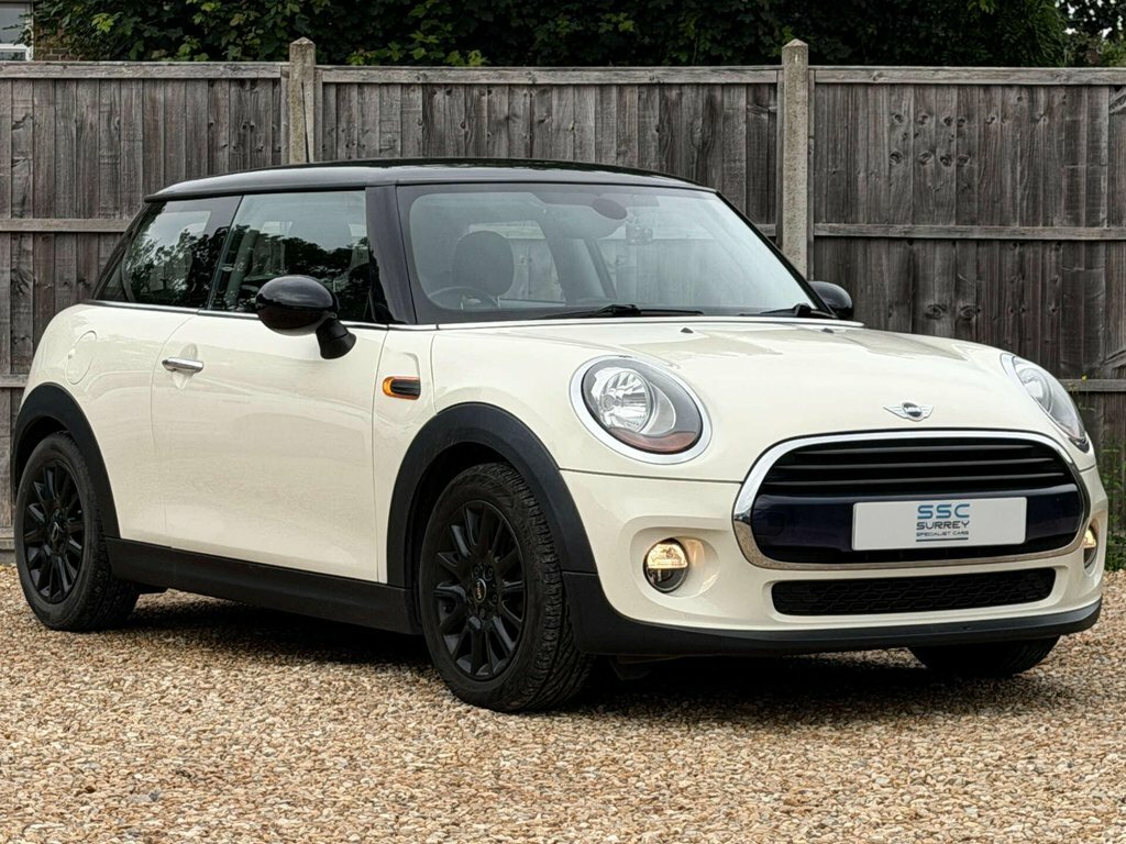 Mini Hatch 1.5L Cooper White