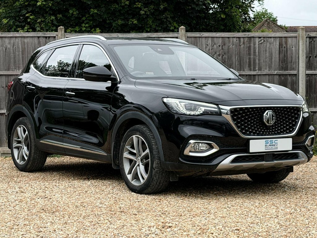 MG HS 1.5L Exclusive Black