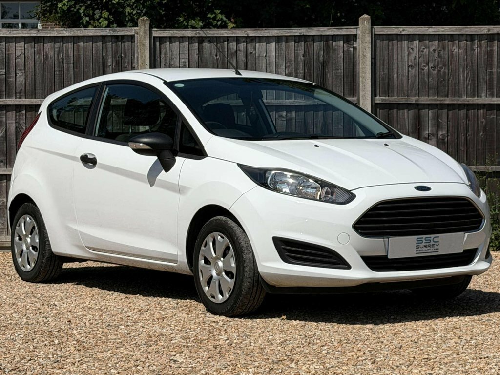 Ford Fiesta 1.3L Studio White