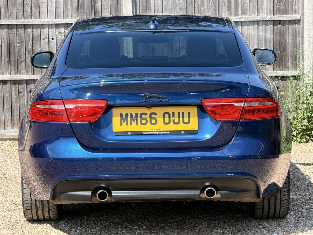 Jaguar XE Xe Prestige D Red #12