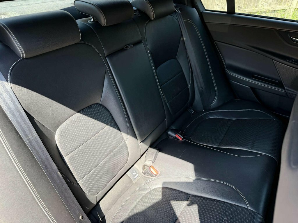 Jaguar XE Xe Prestige D Red #35