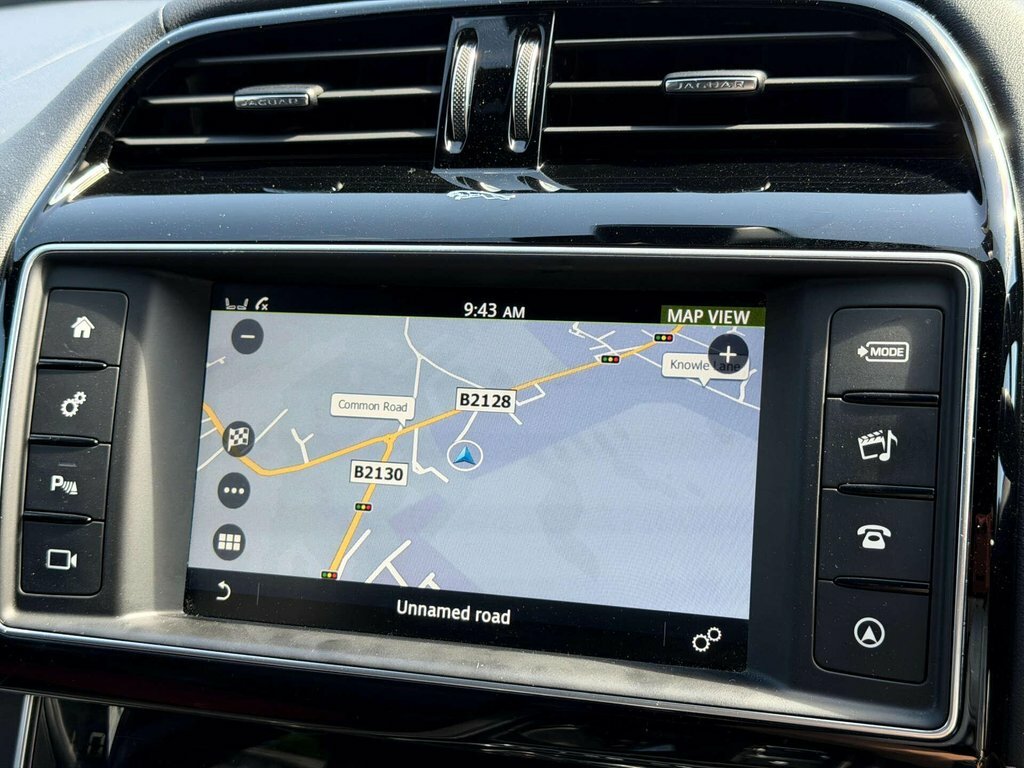 Jaguar XE Xe Prestige D Red #52