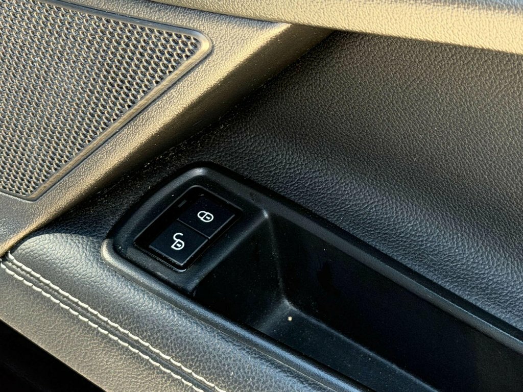 Jaguar XE Xe Prestige D Red #46