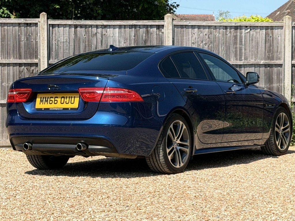 Jaguar XE 2L R-sport Blue #3