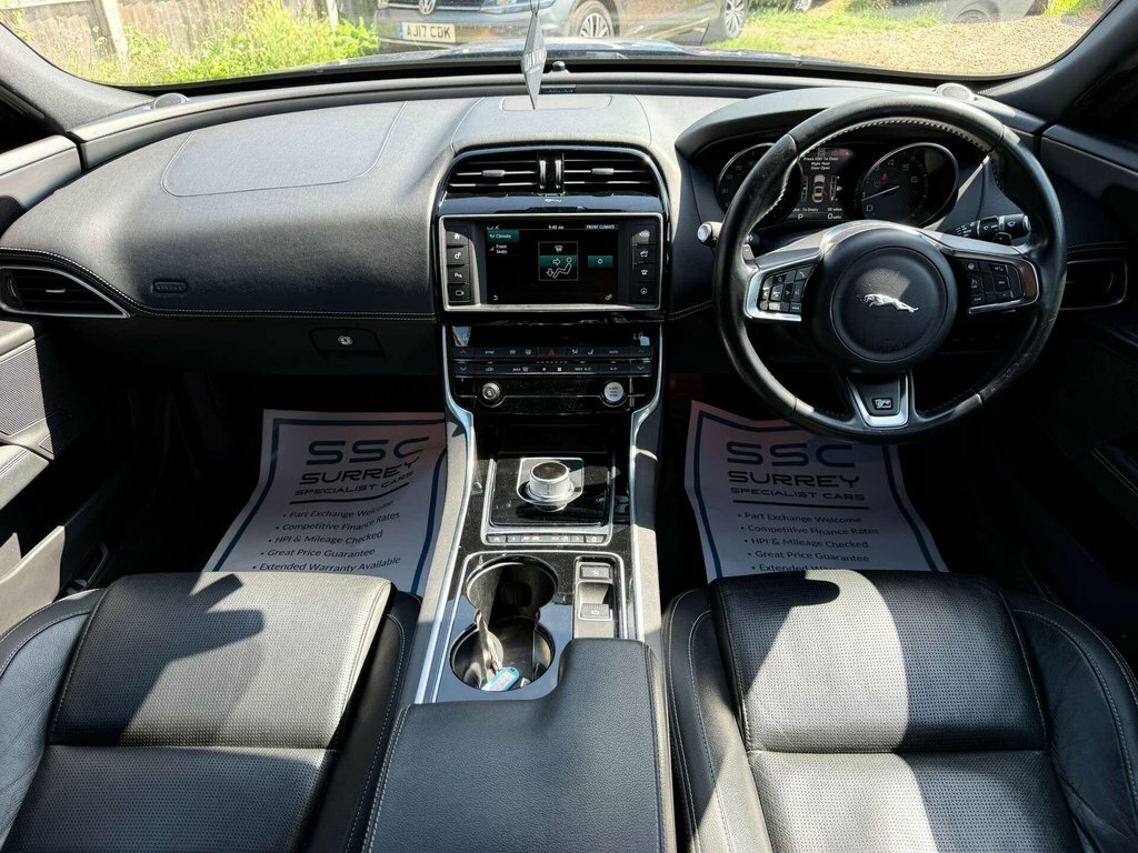 Jaguar XE Xe Prestige D Red #38