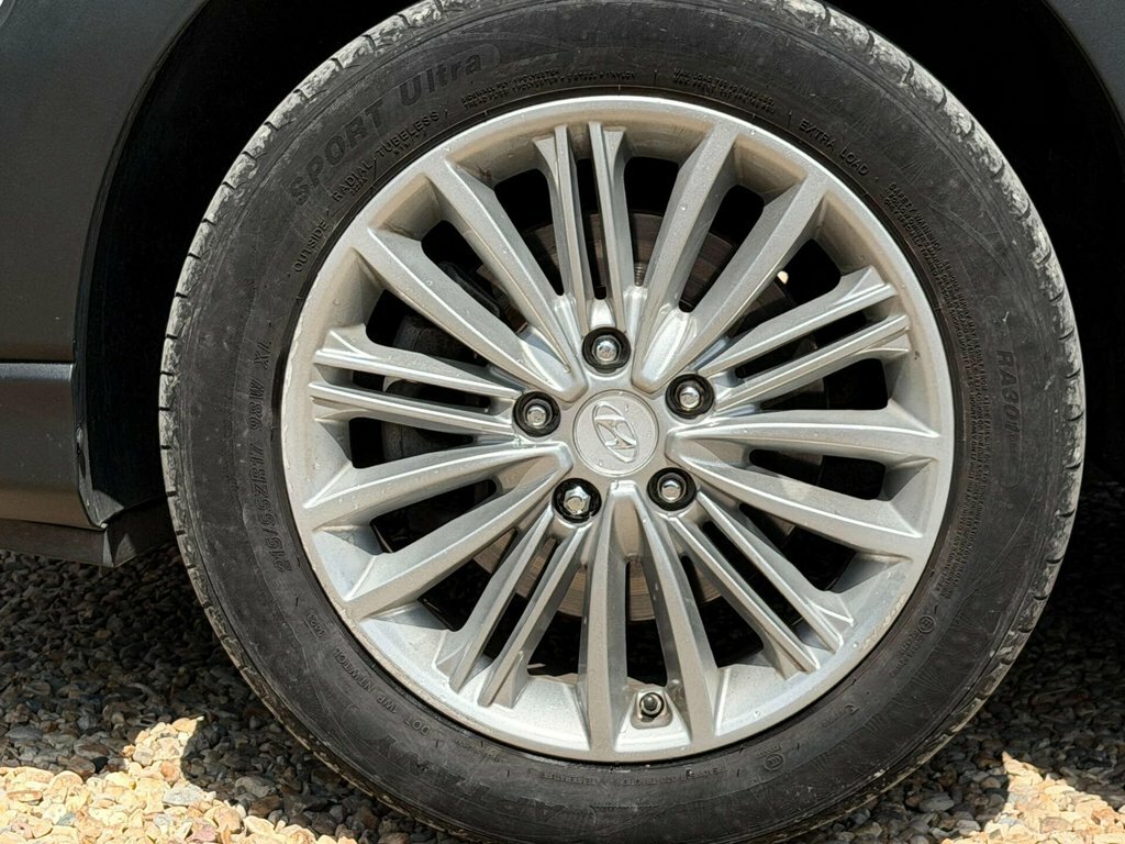 Hyundai Kona Premium Se Black #27