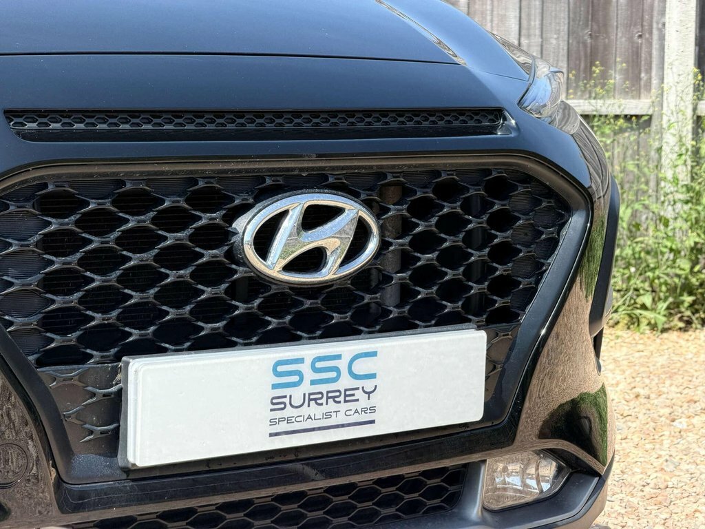 Hyundai Kona Premium Se Black #16