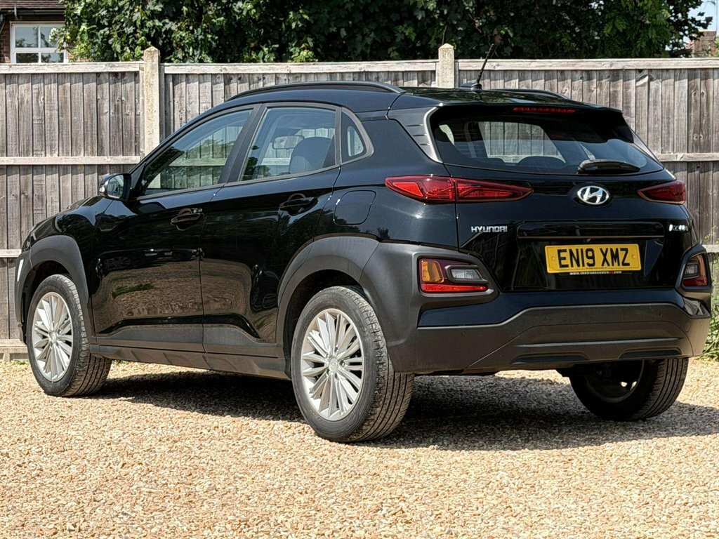 Hyundai Kona 1L Se Black #4