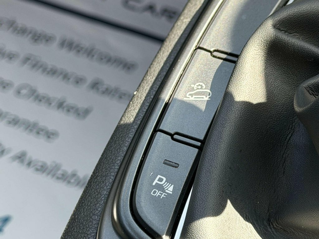 Hyundai Kona Premium Se Black #49
