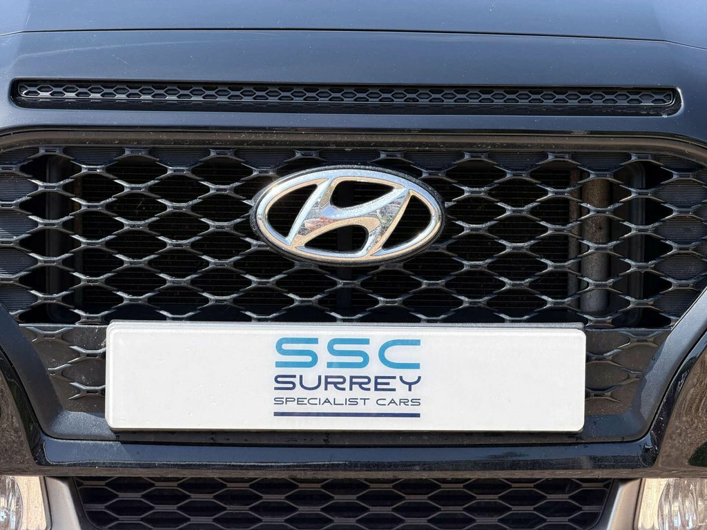 Hyundai Kona Premium Se Black #17