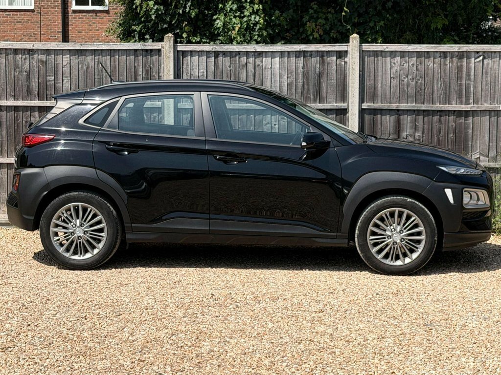 Hyundai Kona Premium Se Black #14