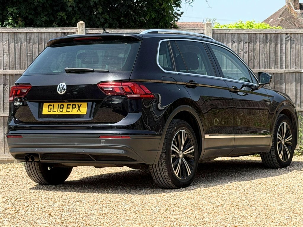 Volkswagen Tiguan 1.4L Se Navigation Black #3
