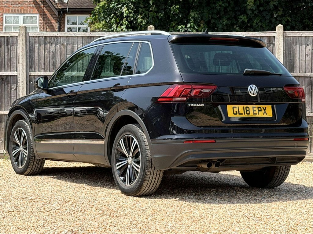 Volkswagen Tiguan 1.4L Se Navigation Black #4