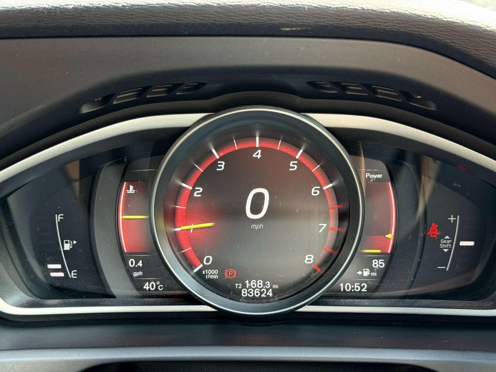 Volvo V40 2.0 T2 R-design Euro 6 Ss Black #39