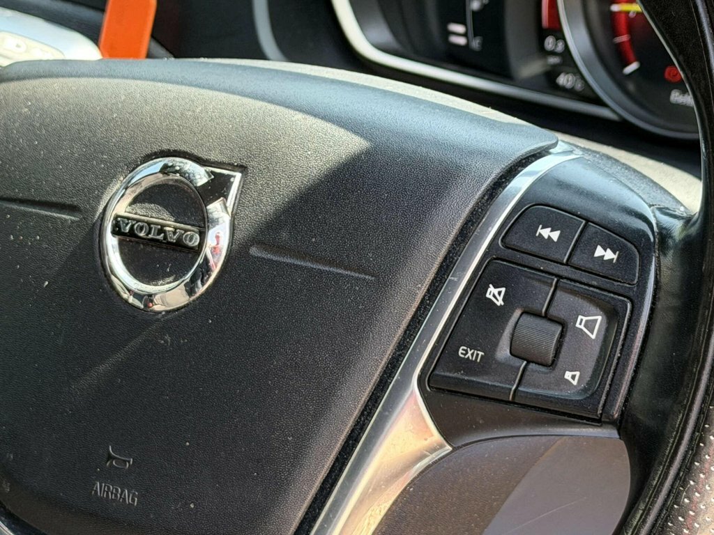 Volvo V40 2.0 T2 R-design Euro 6 Ss Black #47