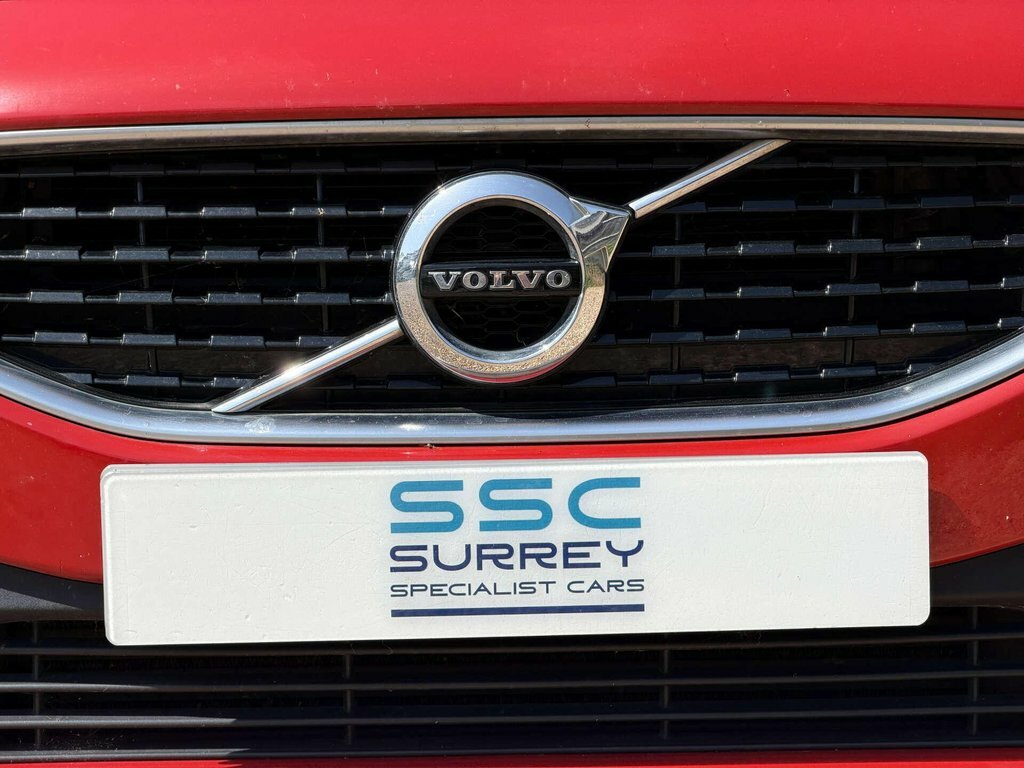Volvo V40 2.0 T2 R-design Euro 6 Ss Black #16