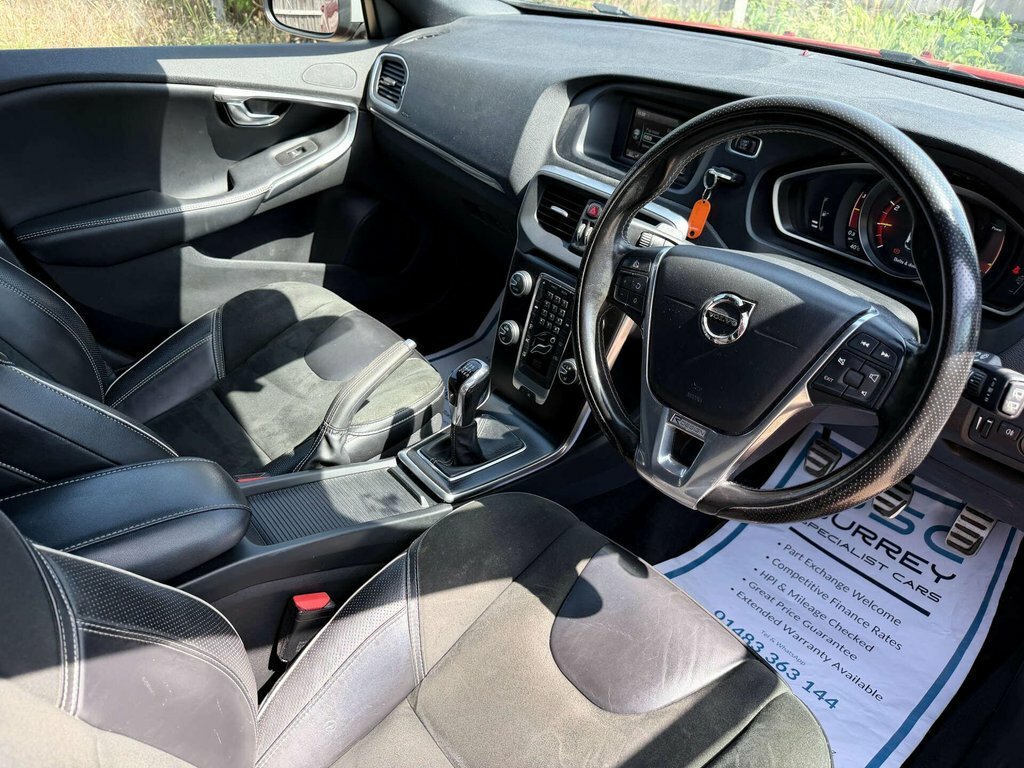 Volvo V40 2L R-design Red #5