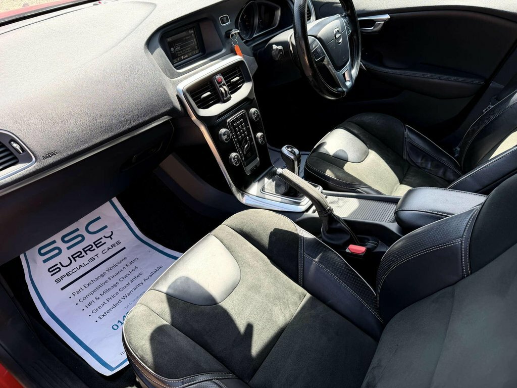 Volvo V40 2L R-design Red #6