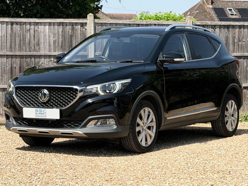 MG ZS 1.5L Excite Black #2