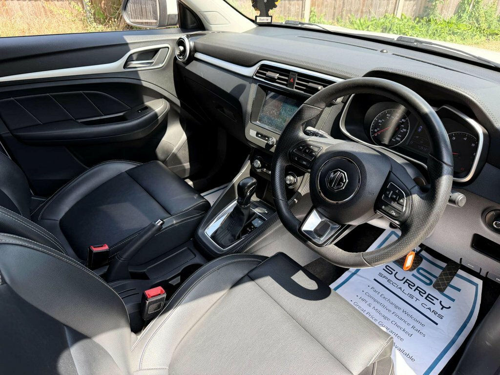 MG ZS 1L Exclusive White #5