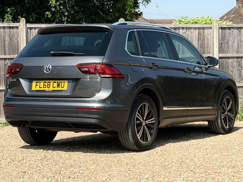 Volkswagen Tiguan 1.4L Se Navigation FL68CWU Grey #3